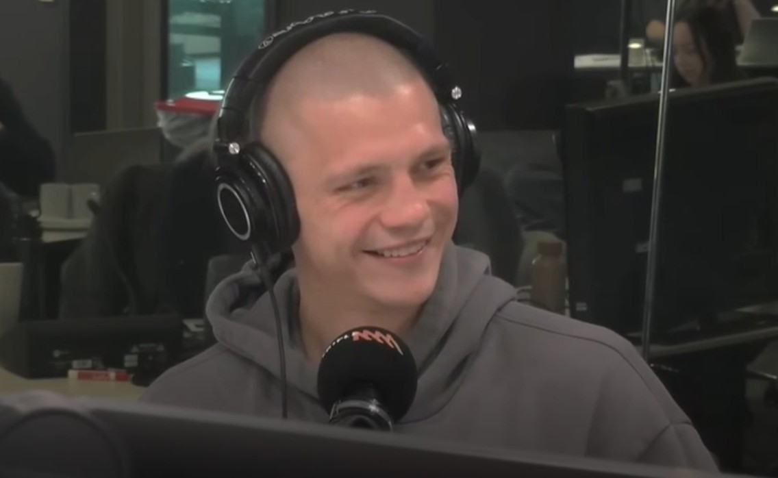 Võ sĩ boxing Nikita Tszyu trong buổi phỏng vấn